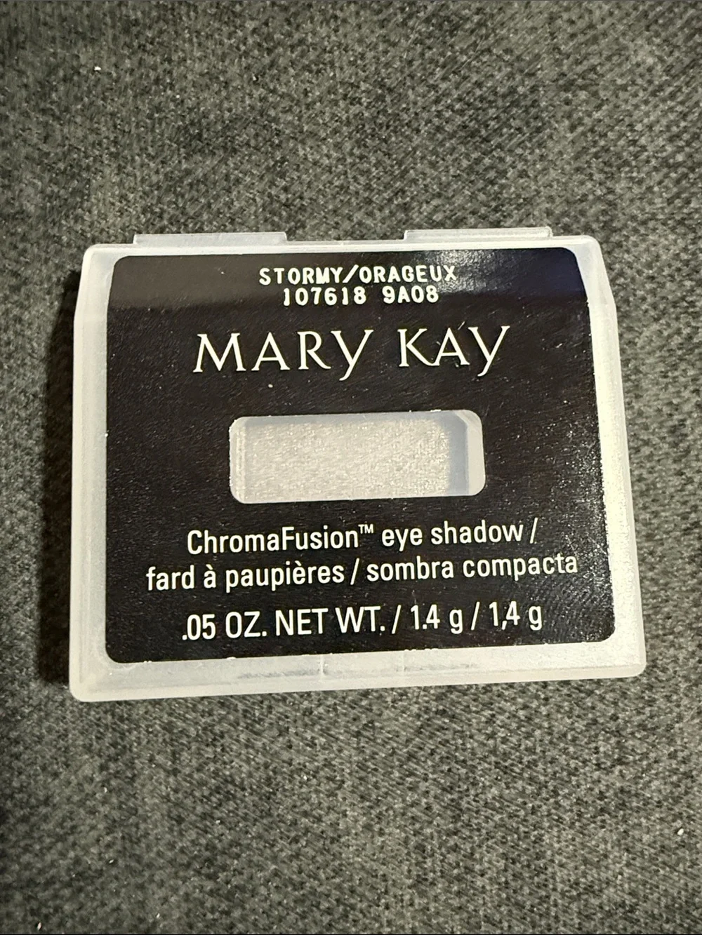Mary Kay ChromaFusion Eye Shadow — Stormy Silver -Discontinued color